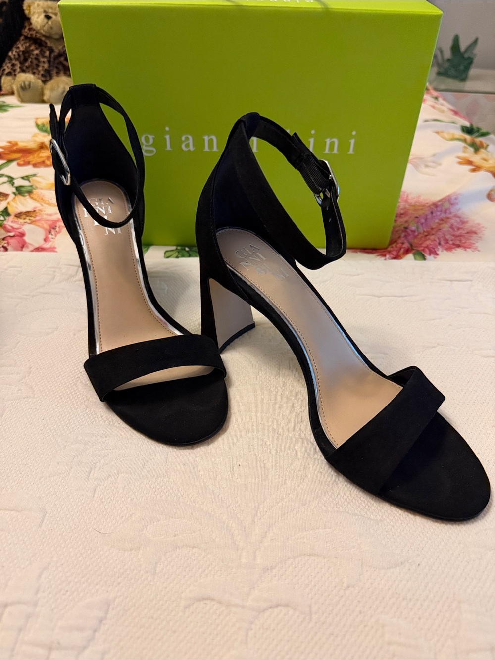 Gianni Bini, Women’s Nubuck Block Heel Black Dress Sandals. Size 8.